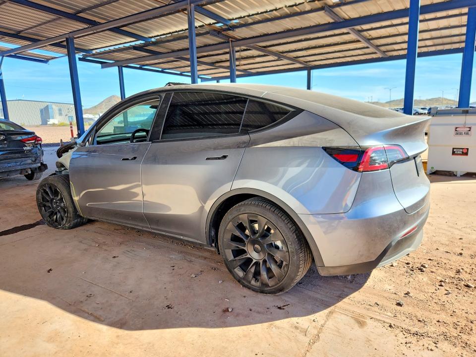 Продажа на аукционе авто 2025 Tesla Model Y, vin: 7SAYGDEE1SF295126, номер лота: 46693136