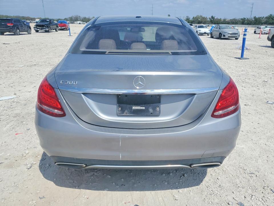 47685706 :رقم المزاد ، 55SWF4JBXFU050459 vin ، 2015 Mercedes-benz C مزاد بيع
