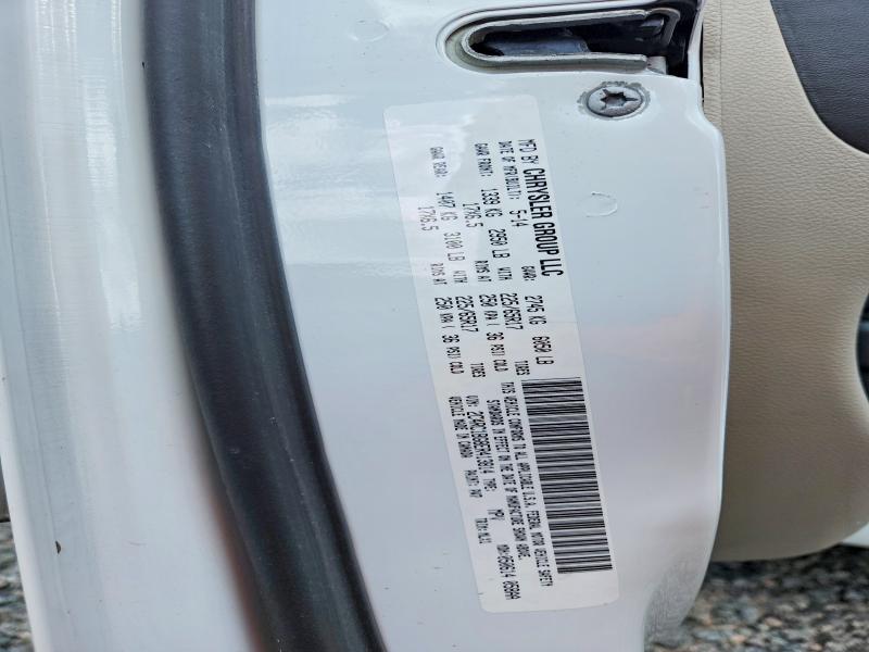 41703696 :رقم المزاد ، 2C4RC1BG8ER413814 vin ، 2014 Chrysler Town & Country مزاد بيع