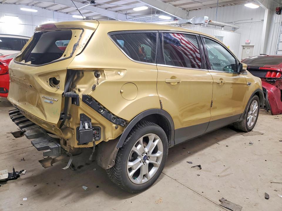 2014 Ford Escape მანქანა იყიდება აუქციონზე, vin: 1FMCU9J97EUC30391, აუქციონის ნომერი: 47392176