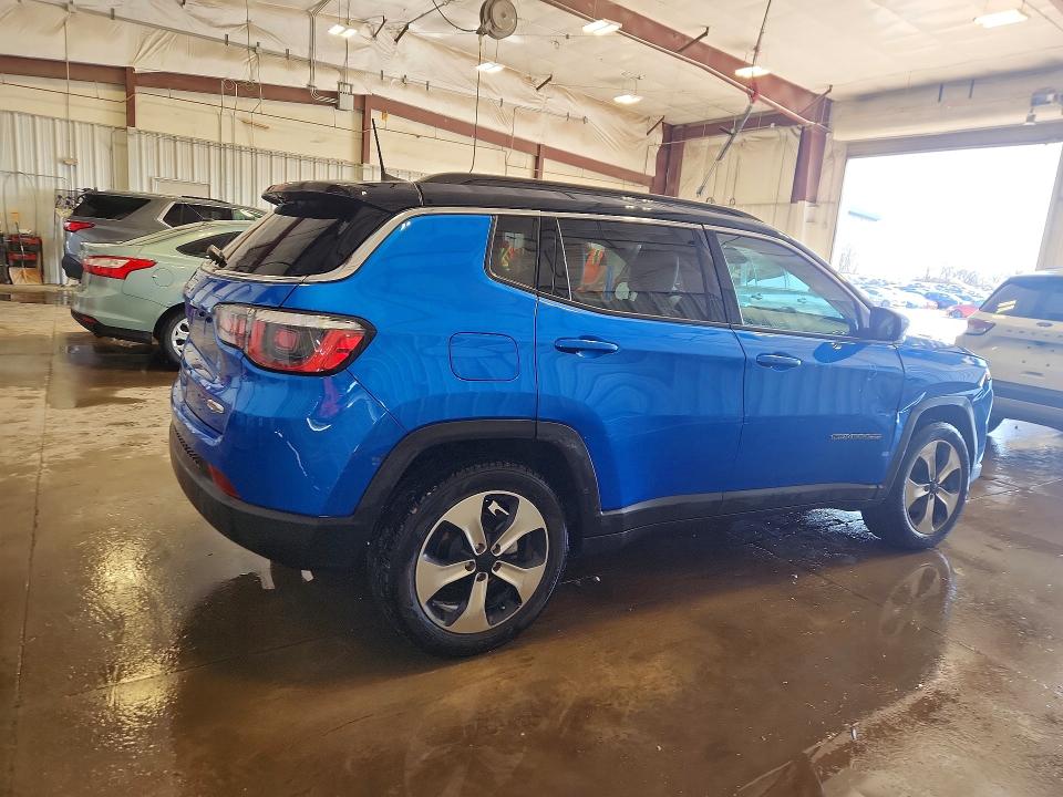 47615416 :رقم المزاد ، 3C4NJCBB0JT193161 vin ، 2018 Jeep Compass مزاد بيع