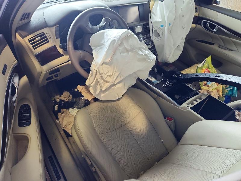 46303166 :رقم المزاد ، JN1BY1AR6FM562560 vin ، 2015 Infiniti Q70 مزاد بيع