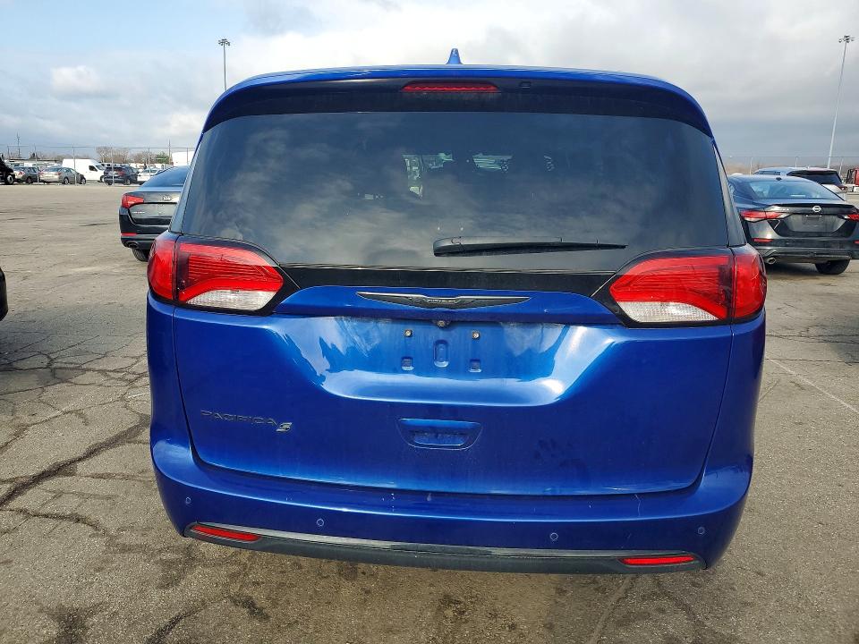 2019 Chrysler Pacifica მანქანა იყიდება აუქციონზე, vin: 2C4RC1EG1KR615756, აუქციონის ნომერი: 78524355