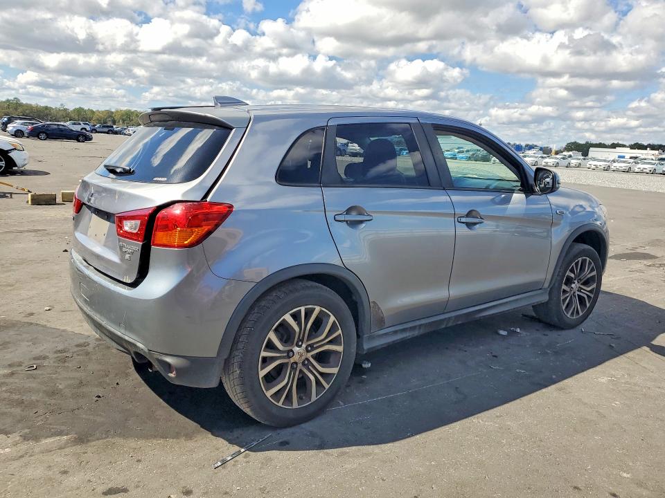 Продаж на аукціоні авто 2017 Mitsubishi Outlander Sport, vin: JA4AR3AWXHZ030929, номер лоту: 79600165