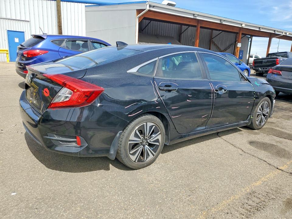 Продажа на аукционе авто 2017 Honda Civic, vin: 19XFC1F34HE011630, номер лота: 46505446