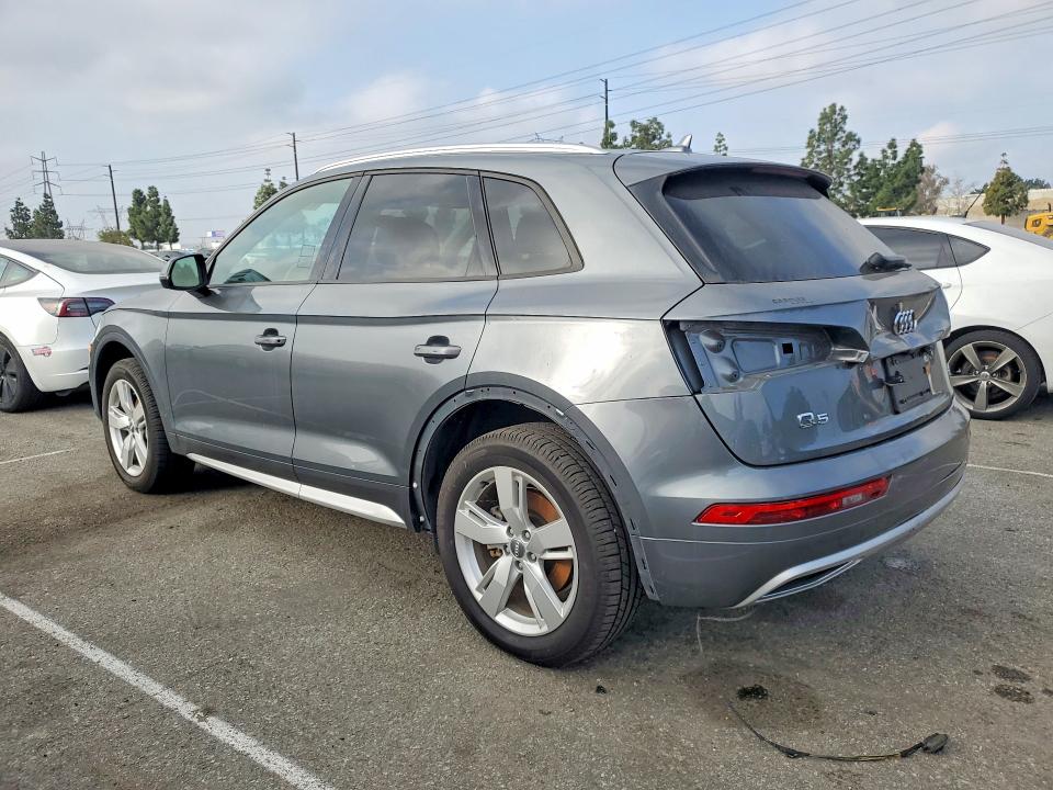 Продажа на аукционе авто 2018 Audi Q5, vin: WA1ANAFY6J2013375, номер лота: 41770476