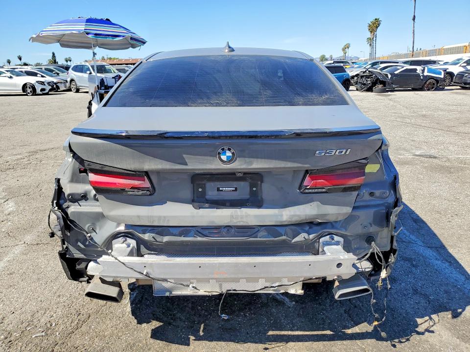 45824386 :رقم المزاد ، WBA53BH04NWX84178 vin ، 2022 Bmw 530 مزاد بيع