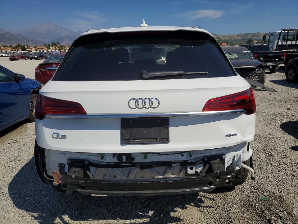 46921026 :رقم المزاد ، WA1GAAFY5N2001004 vin ، 2022 Audi Q5 مزاد بيع