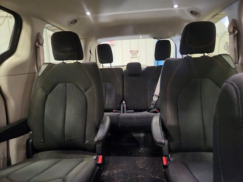 47130276 :رقم المزاد ، 2C4RC1DG9HR577865 vin ، 2017 Chrysler Pacifica مزاد بيع