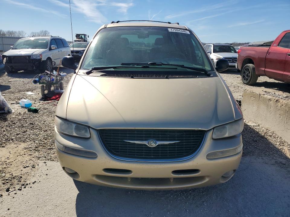 Продаж на аукціоні авто 2000 Chrysler Town & Country, vin: 1C4GP54L3YB635452, номер лоту: 47994346