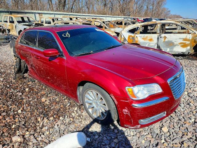 Продажа на аукционе авто 2014 Chrysler 300, vin: 2C3CCAAGXEH252741, номер лота: 46927196