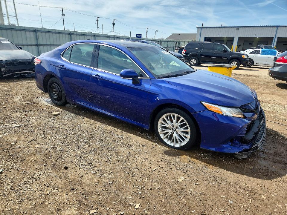 Продажа на аукционе авто 2018 Toyota Camry, vin: 4T1B11HK8JU537335, номер лота: 46813256