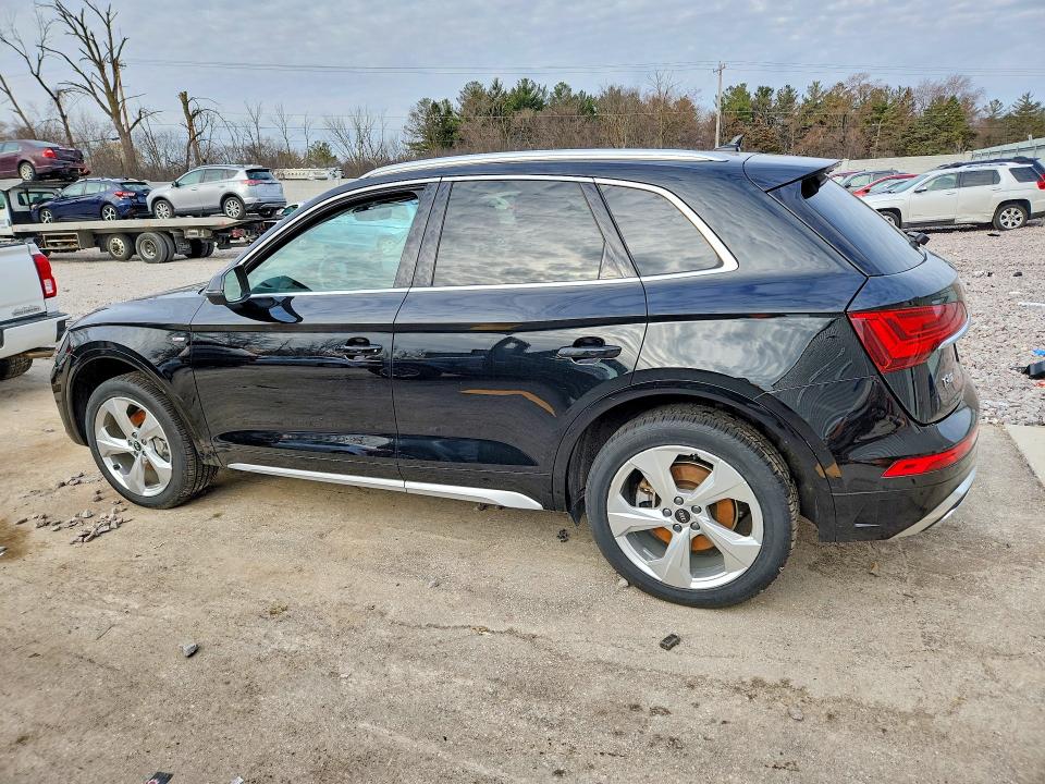 47074546 :رقم المزاد ، WA1EAAFY6N2027683 vin ، 2022 Audi Q5 مزاد بيع