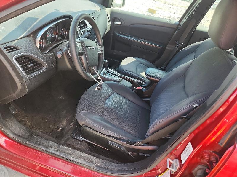 47870496 :رقم المزاد ، 1C3CCBAB4DN624039 vin ، 2013 Chrysler 200 مزاد بيع