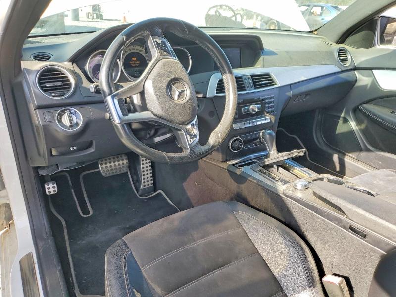 Продажа на аукционе авто 2015 Mercedes-benz C, vin: WDDGJ4HB3FG360121, номер лота: 47985206