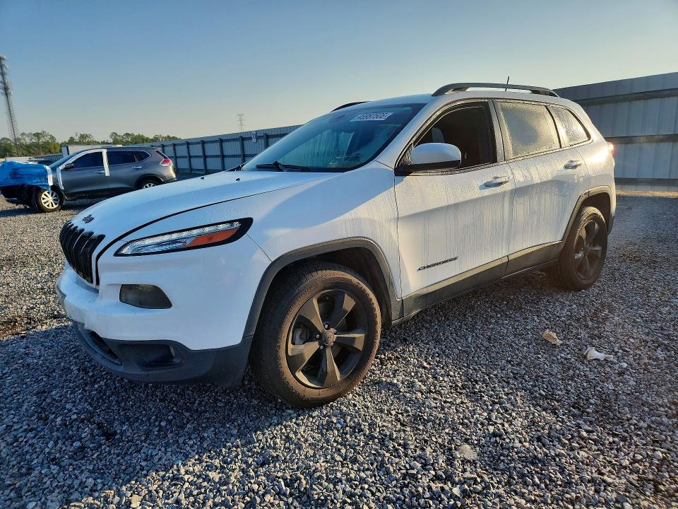 46960506 :رقم المزاد ، 1C4PJMCB1GW218777 vin ، 2016 Jeep Cherokee مزاد بيع
