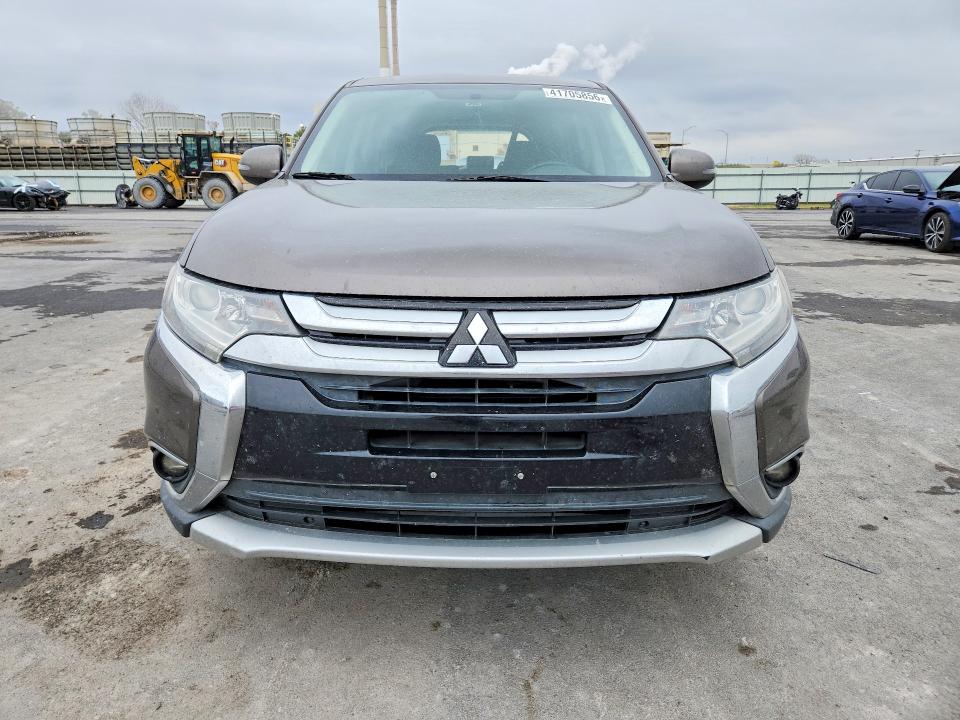 41705856 :رقم المزاد ، JA4AD3A38HZ033641 vin ، 2017 Mitsubishi Outlander مزاد بيع