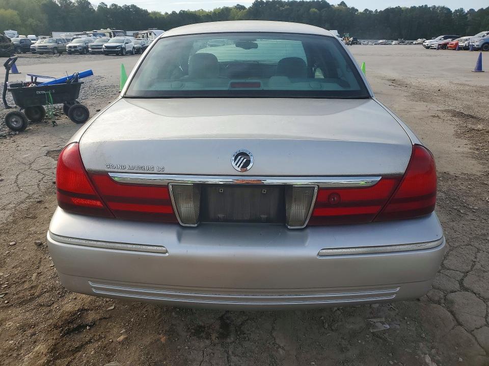 2004 Mercury Grand Marquis მანქანა იყიდება აუქციონზე, vin: 2MEFM75W04X618526, აუქციონის ნომერი: 47007006