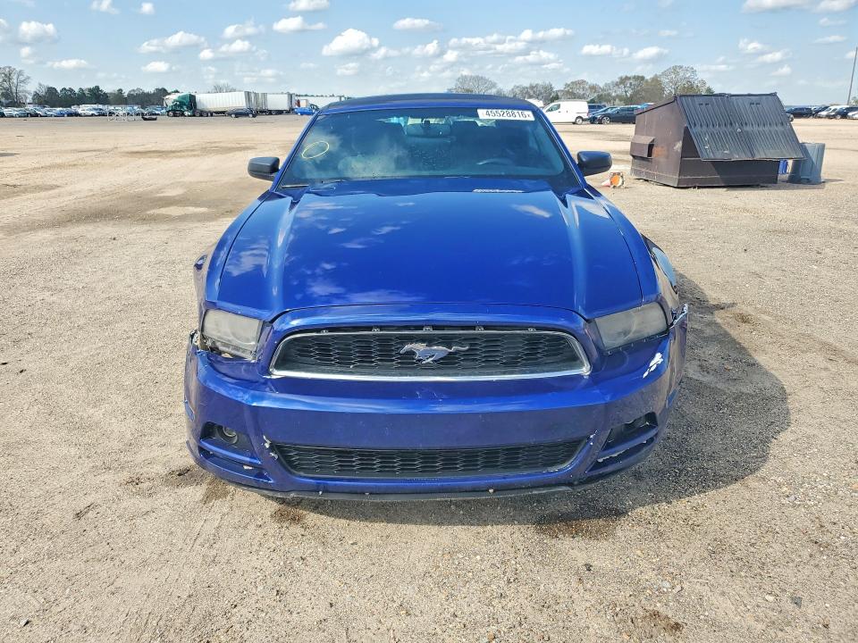 45528816 :رقم المزاد ، 1ZVBP8EM3E5240892 vin ، 2014 Ford Mustang مزاد بيع
