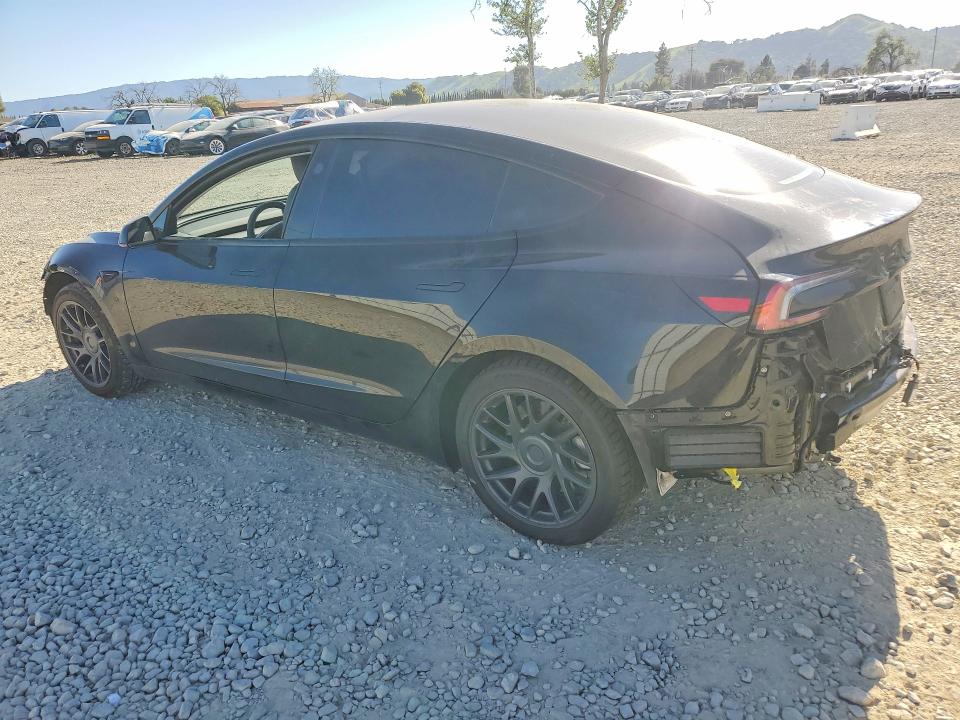 2025 Tesla Model 3 მანქანა იყიდება აუქციონზე, vin: 5YJ3E1EA3SF932042, აუქციონის ნომერი: 45813366