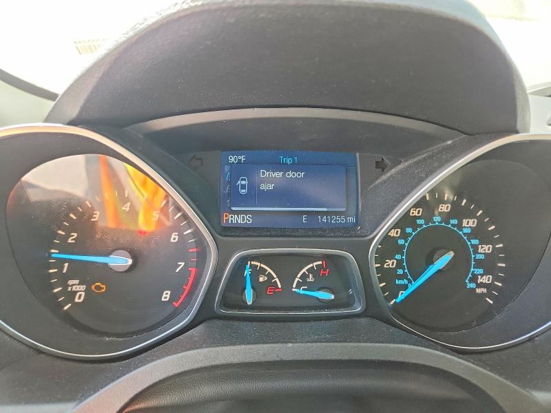 2015 Ford Escape მანქანა იყიდება აუქციონზე, vin: 1FMCU0G94FUA93320, აუქციონის ნომერი: 47867896
