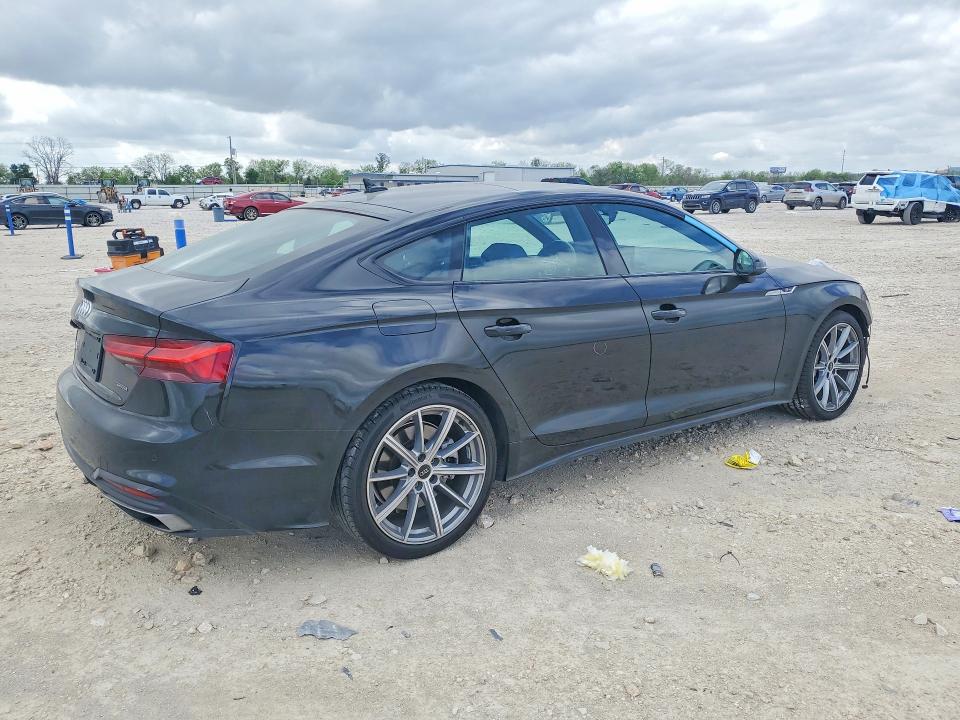 2025 Audi A5 მანქანა იყიდება აუქციონზე, vin: WAUDACF58SA009526, აუქციონის ნომერი: 47117746