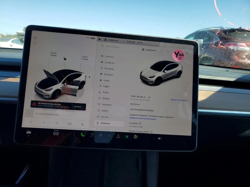 2024 Tesla Model Y მანქანა იყიდება აუქციონზე, vin: 7SAYGDED7RF158192, აუქციონის ნომერი: 79806055