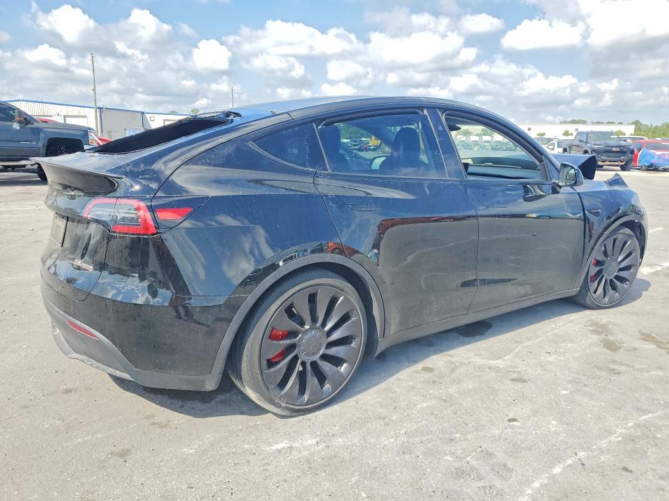 47546466 :رقم المزاد ، 7SAYGDEF8SA348250 vin ، 2025 Tesla Model Y مزاد بيع