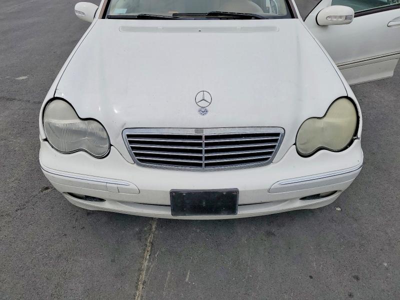 Продажа на аукционе авто 2004 Mercedes-benz C, vin: WDBRF61J34E017981, номер лота: 48311476