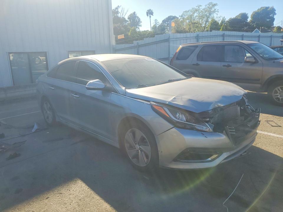2016 Hyundai Sonata Plug-in Hybrid მანქანა იყიდება აუქციონზე, vin: KMHE14L2XGA029738, აუქციონის ნომერი: 47411196