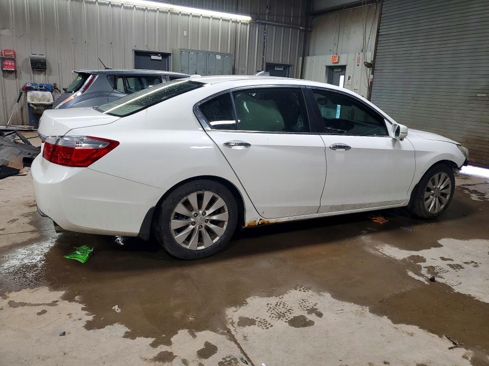 41735096 :رقم المزاد ، 1HGCR2F82EA113088 vin ، 2014 Honda Accord مزاد بيع