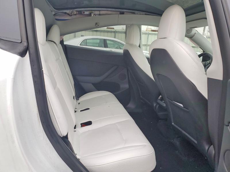 41920226 :رقم المزاد ، 7SAYGDEE7NF562287 vin ، 2022 Tesla Model Y مزاد بيع
