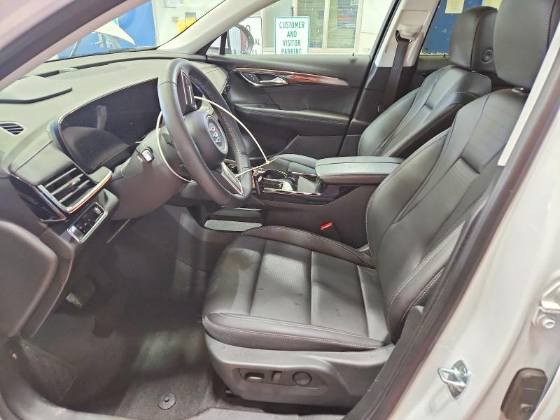 2025 Buick Envision მანქანა იყიდება აუქციონზე, vin: LRBFZKE45SD027597, აუქციონის ნომერი: 46606746