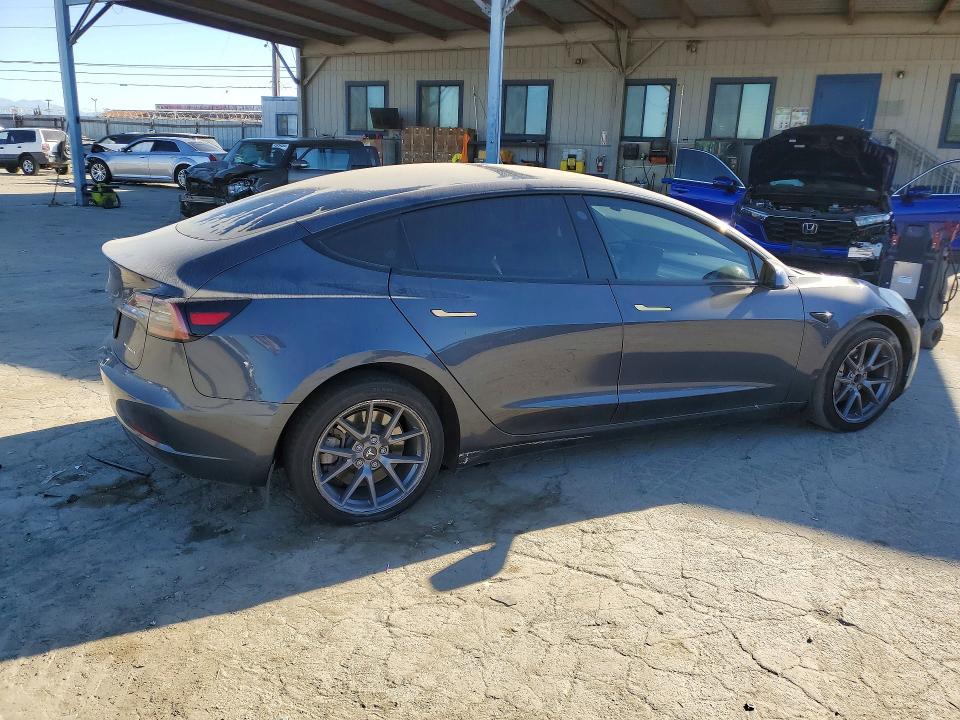 Продаж на аукціоні авто 2023 Tesla Model 3, vin: 5YJ3E1EB8PF637387, номер лоту: 45939256