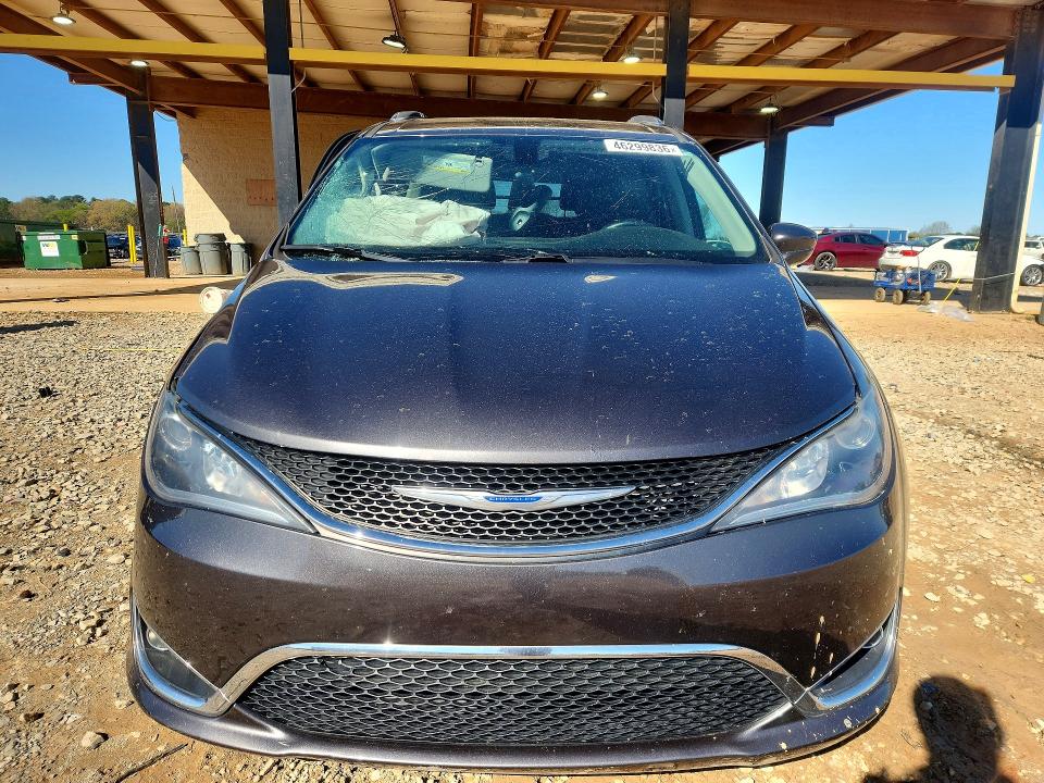 46299836 :رقم المزاد ، 2C4RC1BG6KR596917 vin ، 2019 Chrysler Pacifica مزاد بيع