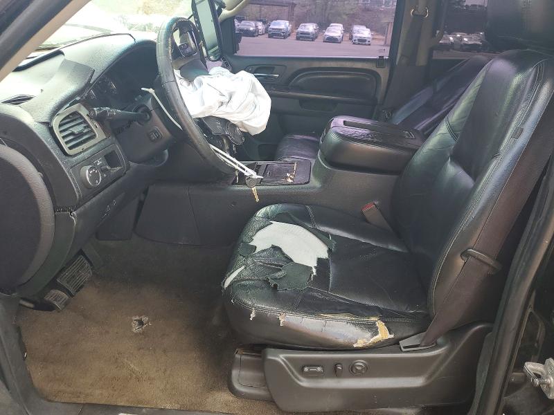 47301516 :رقم المزاد ، 1GKS2EEF2BR213628 vin ، 2011 Gmc Yukon مزاد بيع