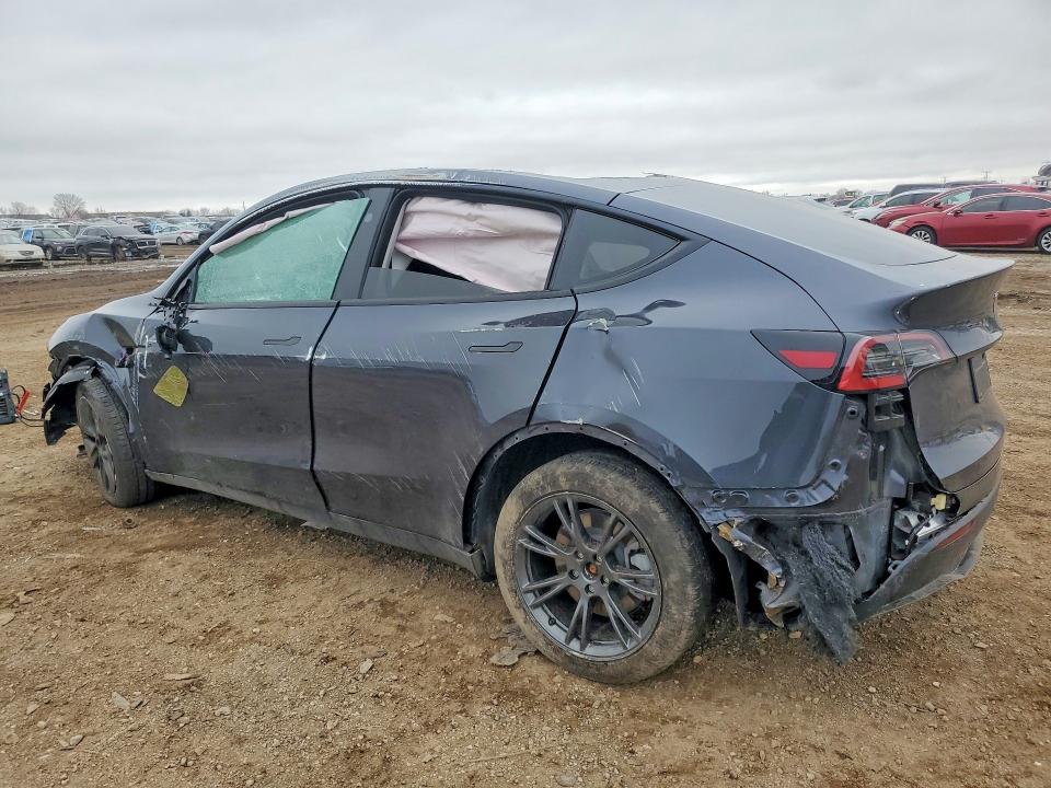 41822306 :رقم المزاد ، 7SAYGDED3RF111046 vin ، 2024 Tesla Model Y مزاد بيع
