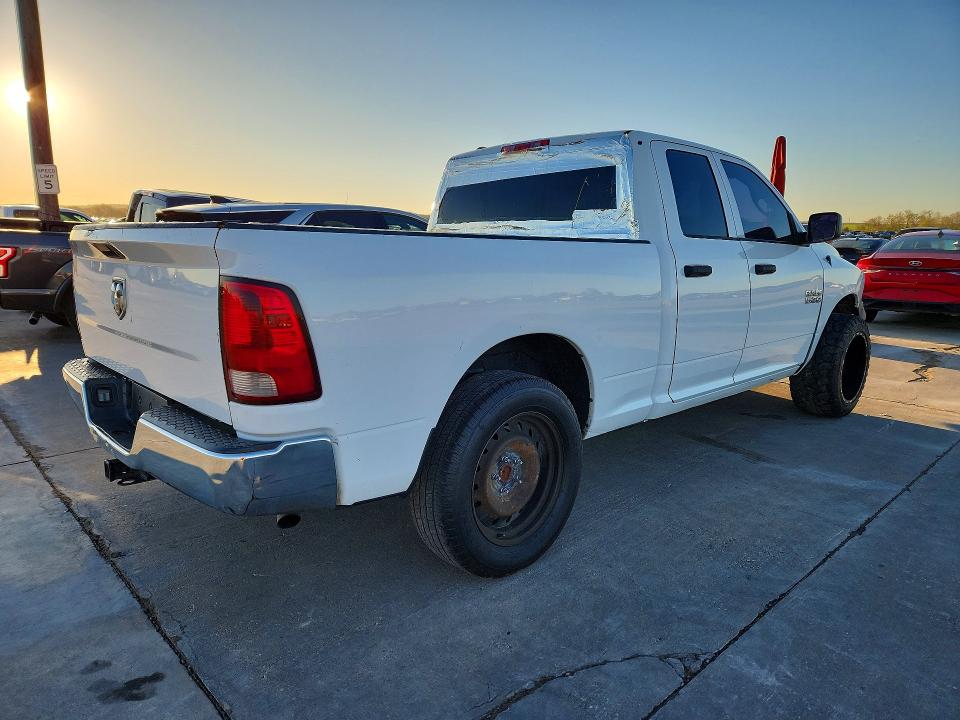 45672206 :رقم المزاد ، 1C6RR6FG2JS208012 vin ، 2018 Ram Trucks 1500 مزاد بيع