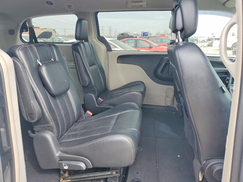 47041286 :رقم المزاد ، 2C4RC1BG3DR722797 vin ، 2013 Chrysler Town & Country مزاد بيع