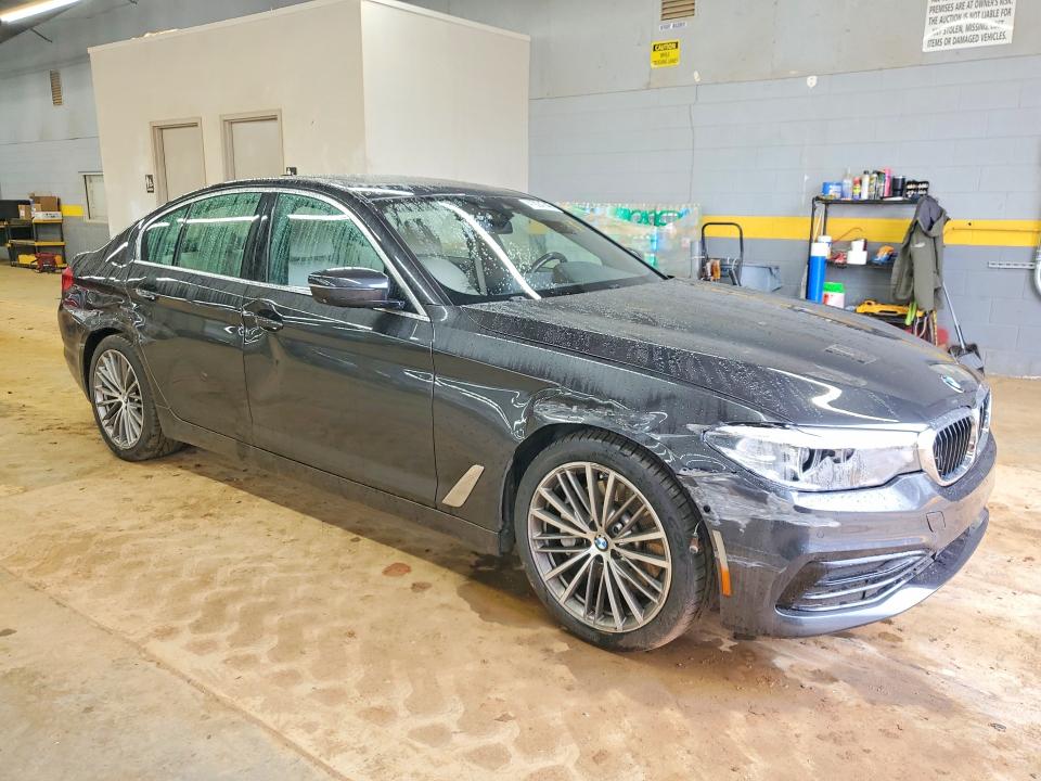 41924746 :رقم المزاد ، WBAJA5C54KBX88016 vin ، 2019 Bmw 530 مزاد بيع