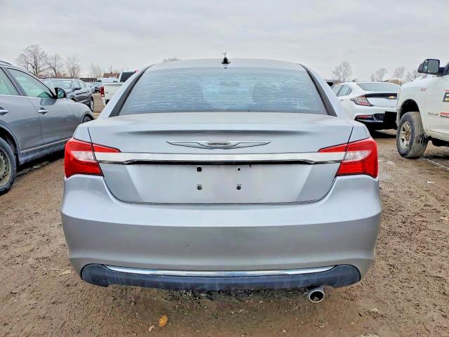 79335585 :رقم المزاد ، 1C3CCBAB2DN667603 vin ، 2013 Chrysler 200 مزاد بيع