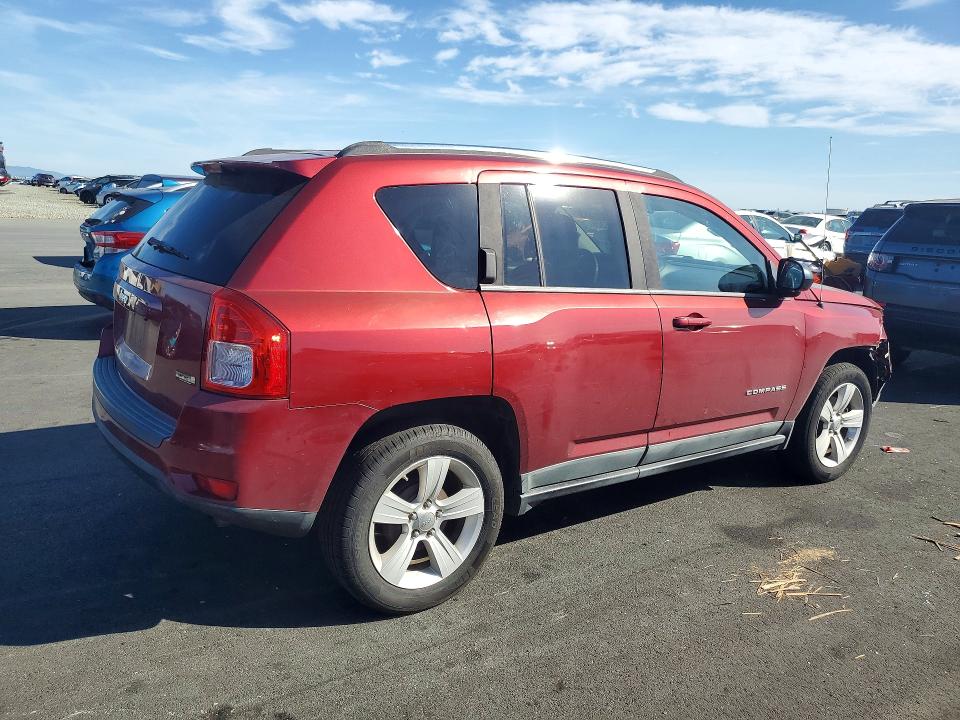 46056326 :رقم المزاد ، 1J4NT1FB0BD146755 vin ، 2011 Jeep Compass مزاد بيع
