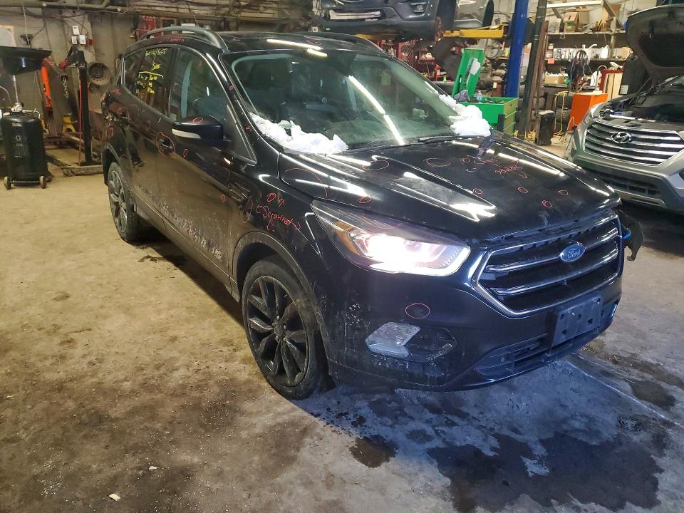 78076805 :رقم المزاد ، 1FMCU9J93JUC21021 vin ، 2018 Ford Escape مزاد بيع
