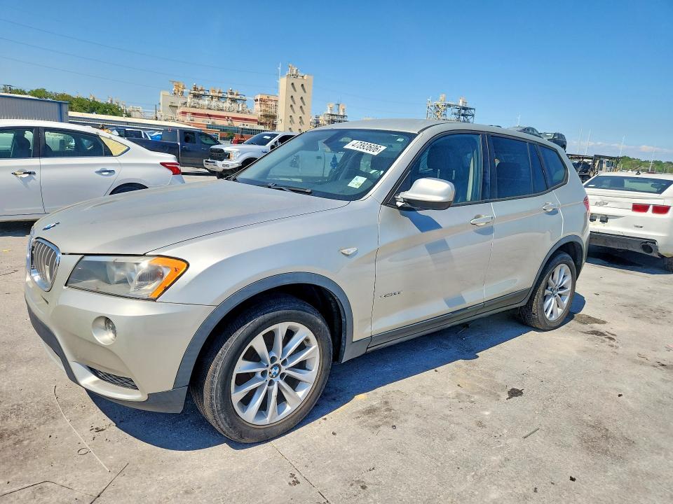 47893606 :رقم المزاد ، 5UXWX9C55D0A15554 vin ، 2013 Bmw X3 مزاد بيع