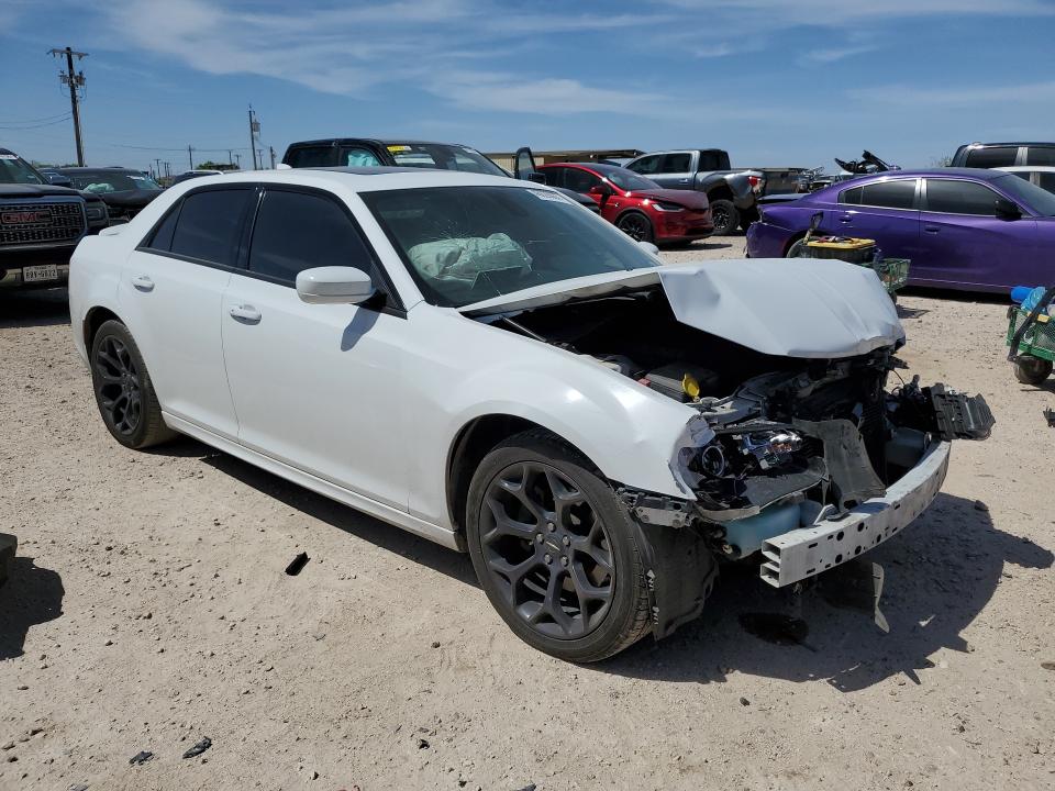 2020 Chrysler 300 მანქანა იყიდება აუქციონზე, vin: 2C3CCABT6LH141869, აუქციონის ნომერი: 46628066