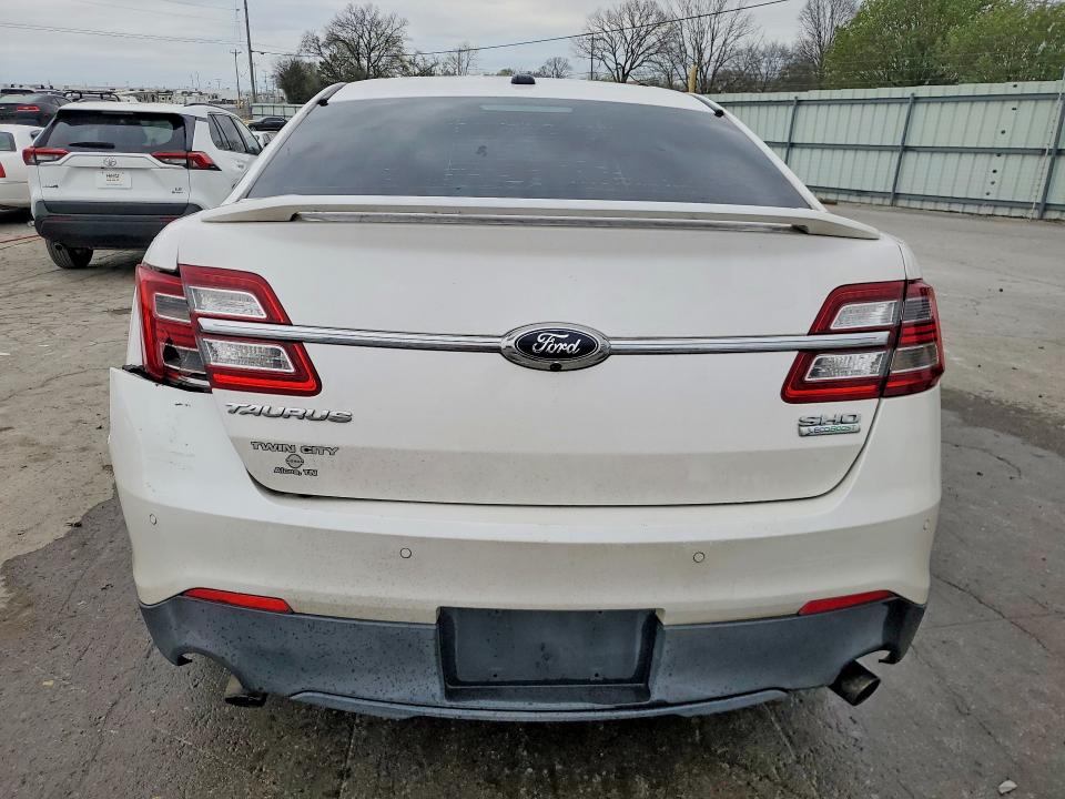 47750906 :رقم المزاد ، 1FAHP2KT8FG151336 vin ، 2015 Ford Taurus مزاد بيع