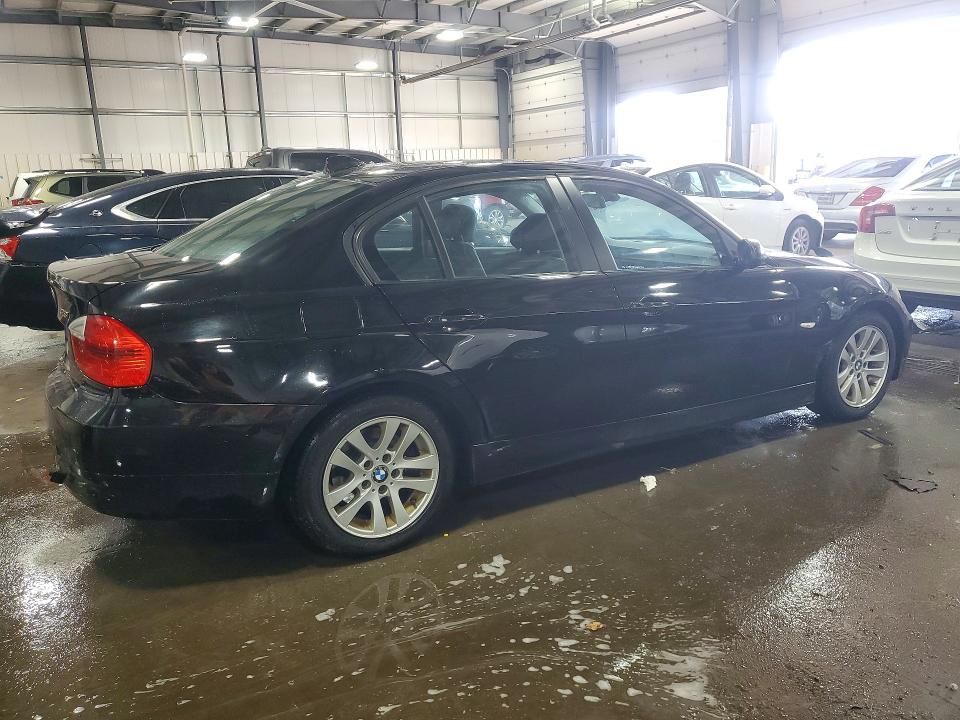 47834476 :رقم المزاد ، WBAVC535X7FZ75255 vin ، 2007 Bmw 328 مزاد بيع