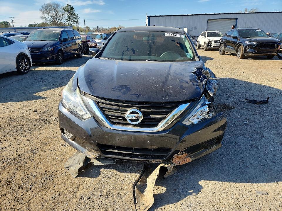 Продаж на аукціоні авто 2017 Nissan Altima, vin: 1N4AL3APXHN339961, номер лоту: 79343705