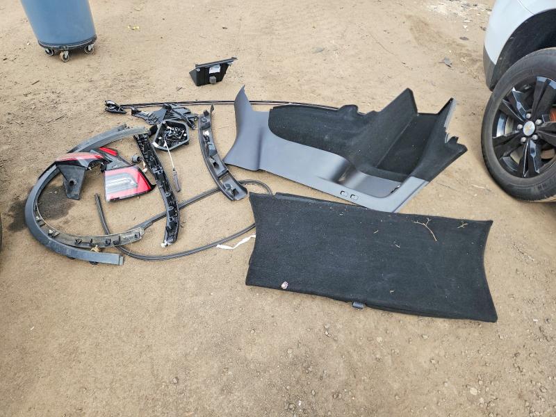 2020 Tesla Model Y მანქანა იყიდება აუქციონზე, vin: 5YJYGDEE9LF042795, აუქციონის ნომერი: 41964016