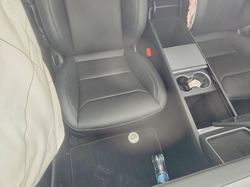 Продажа на аукционе авто 2026 Tesla Model Y, vin: 7SAYGDEE2TF418756, номер лота: 47691656